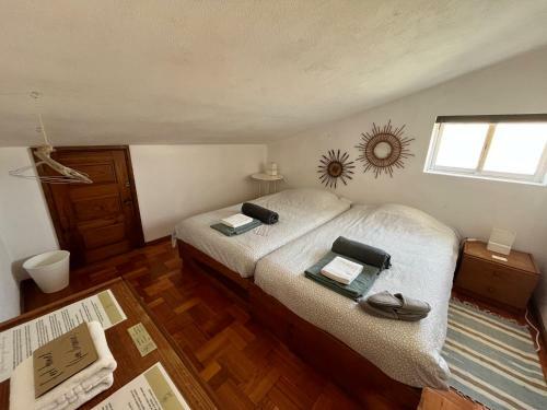 Hostal Coral Seaside Rooms