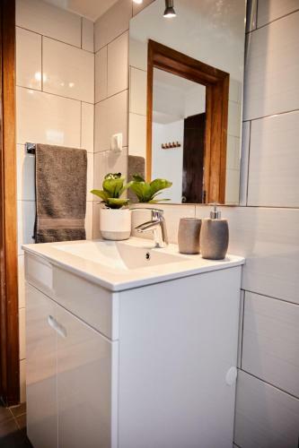 2 Bedroom Apartment House - Sol Do Murtal