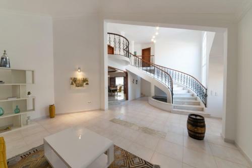 Villa Mansion Almond - Sea, Sun And A Charming Refuge!