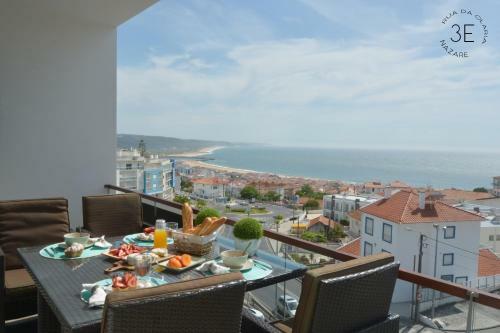 Olaria Apartment, Rooftop View With Swimming Pool