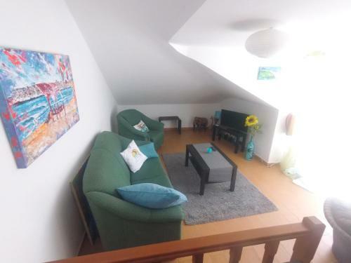 Hostal Peniche Surf Lodge 2