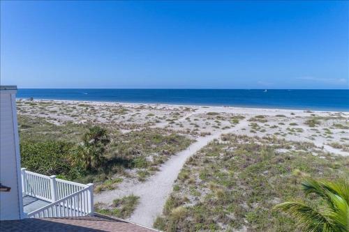 Woodwind Beach 10 Holiday Home