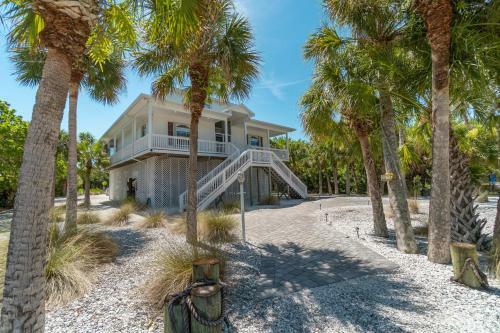 Sable Palm Hidden Gem Home