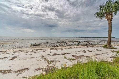 Apartamento Charming Cedar Key Condo Direct Beach Access