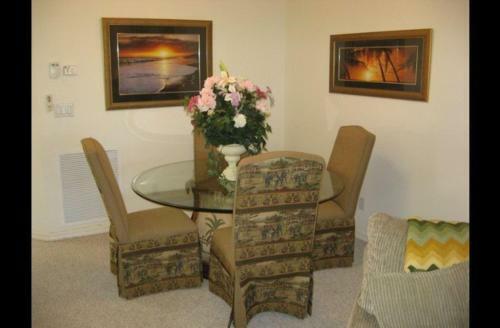 Lighthouse Bay Condos By Ipg