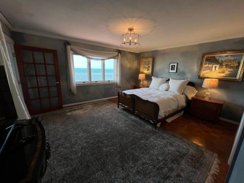 Villa Waterfront Paradise - Heated Pool, Amazing Sunsets!