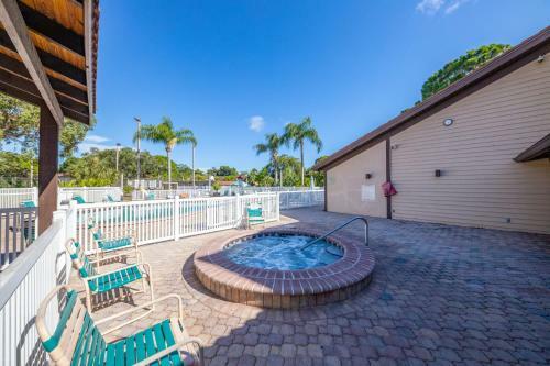 Shorewalk Full Condo-img-beaches-anna Maria