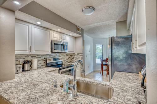 Shorewalk Full Condo-img-beaches-anna Maria