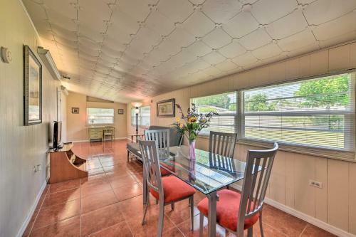 Sunshine State Cottage About 9 Miles To Beaches!