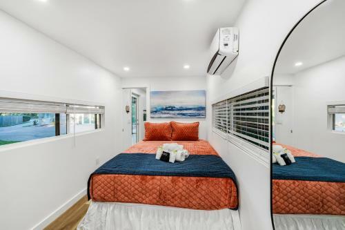 Hostal Oasis Container Home On 3 Acres