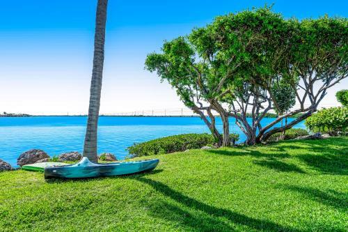 Villa Palm Breeze