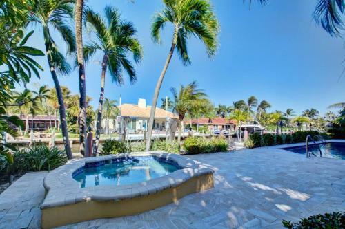 Villa The Delray Mansion-mediterranean Waterfront Palace