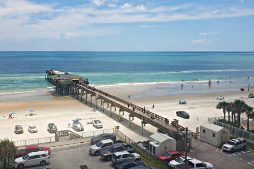 Sunglow Resort Condo Unit 707