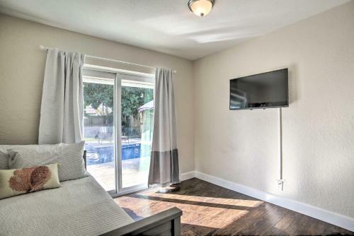 Pet-friendly Home With Pool Less Than 4 Mi To Beach!