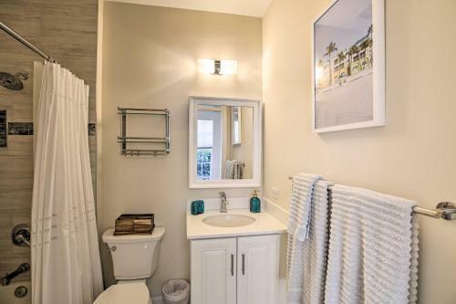 Chic Estero Townhome With Pool And Hot Tub Access