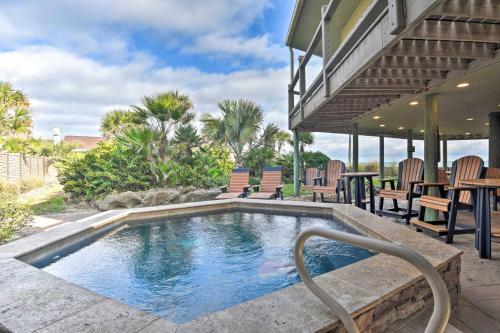 Chic Home Ocean Views, Hot Tub And Game Room!