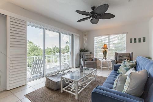 Apartamento Sunset Views + Steps From The Beach Duplex