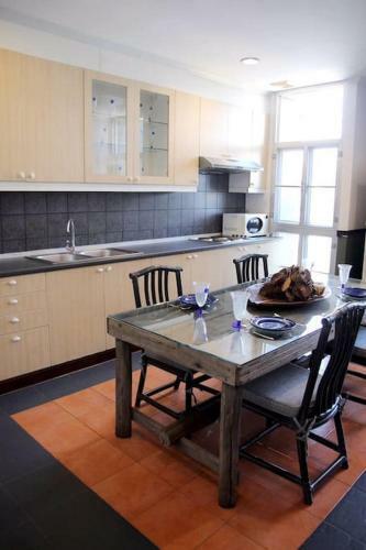 Apartamento Samsen Suites/ 2 Br Suites For Less