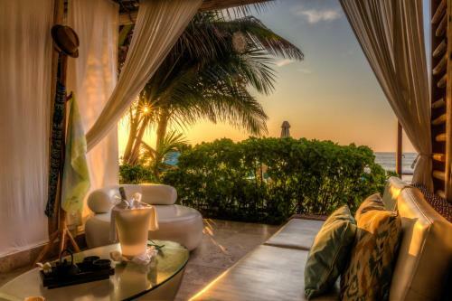 Hotel Dco Suites Lounge & Spa