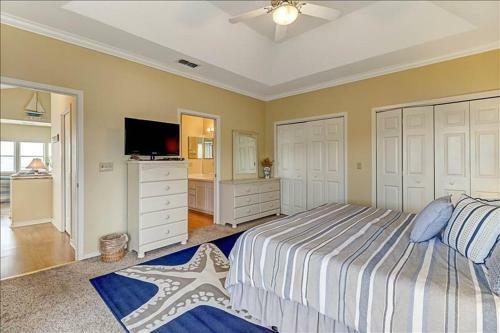 2641a S Fletcher Ave Home