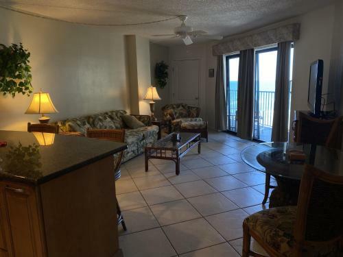 Apartamento Tropical Suites At Sunglow Resort