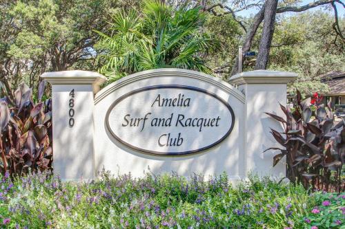 Amelia Surf And Racquet II