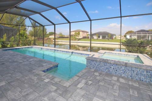 Villa Skyline Cape Coral, Private Heated Pool And Spa