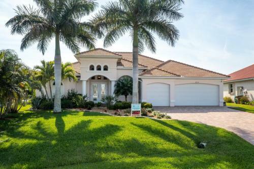 Cape Coral Oasis - Roelens Vacations