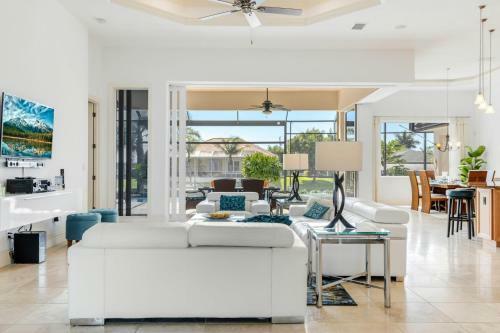 Cape Coral Oasis - Roelens Vacations