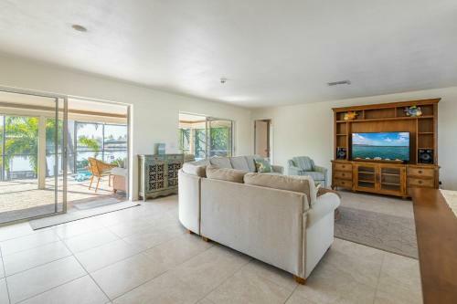 Villa Reef Intermission - Cape Coral - Roelens Vacations