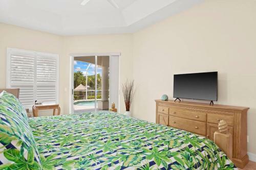 Cape Serenity- Luxury Waterfront Villa With Kayaks