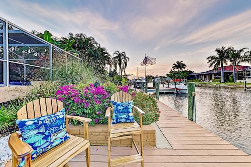 Jewel On The Canal