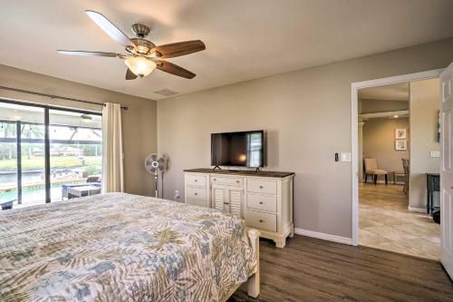 Waterfront Home With Screened-in Private Pool!