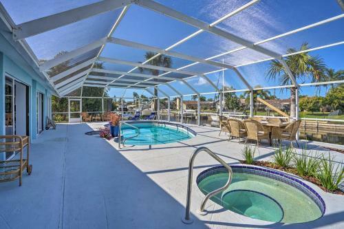 Beachy Cape Coral Home - Swim, Fish, Boat!