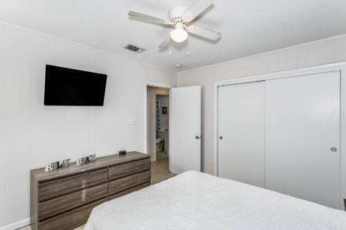 126 Shirley Dr