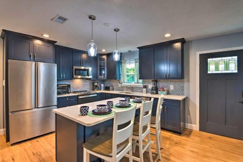 Gulf Breeze Home With Private Pool And Large Yard