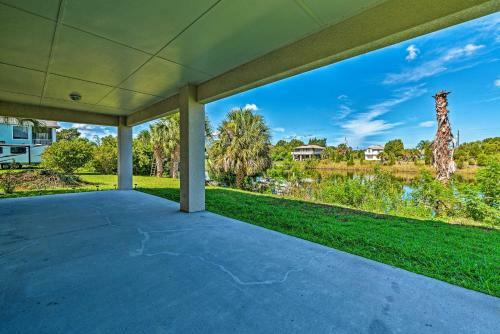 Bright Bayfront Home Less Than 2 Mi To Hernando Beach