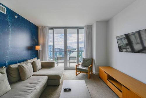 Apartamento Awesome 2br Apt At Beachwalk Resort With Pool 2503