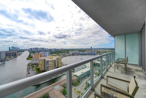 Apartamento Awesome 2br Apt At Beachwalk Resort With Pool 2503