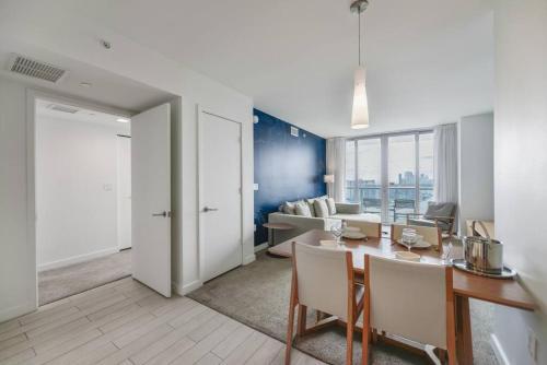 Apartamento Awesome 2br Apt At Beachwalk Resort With Pool 2503