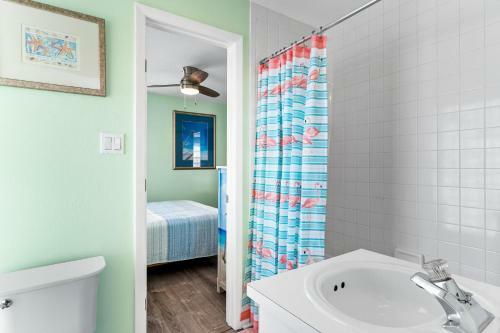 Canary Beach Cottage