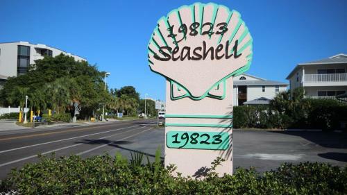 Seashell By Teeming Vacation Rentals