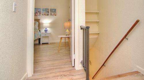 Seashell By Teeming Vacation Rentals