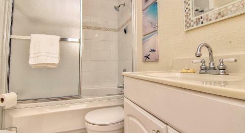 Seashell By Teeming Vacation Rentals