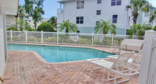 Seashell By Teeming Vacation Rentals
