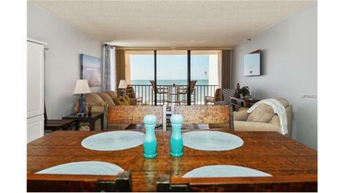 Pelican Cove #301