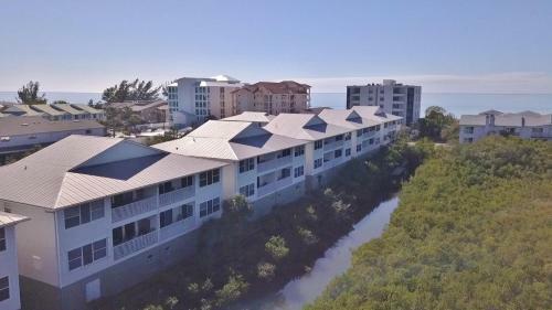 Mariner's Pointe By Teeming Vacation Rentals