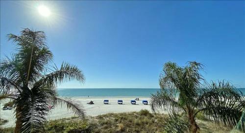 Chateaux 106 By Teeming Vacation Rentals