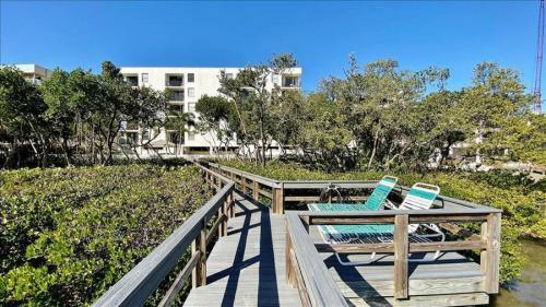 Quiet Waters D4 By Teeming Vacation Rentals