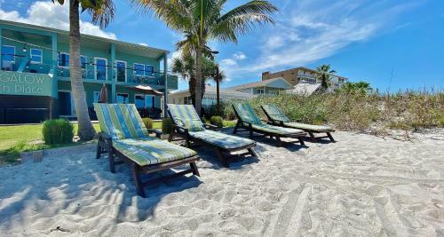 Bungalow Beach Place By Teeming Vacation Rentals
